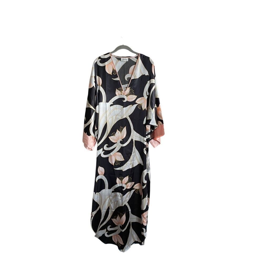 Natori women’s floral caftan/gown size large